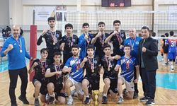 SEYHANLI GENÇ VE KÜÇÜK ERKEK VOLEYBOLCULAR ADANA ŞAMPİYONU OLDU