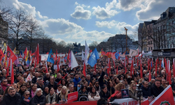 Köln'de Binlerce Kişi Alevi Katliamına Karşı Buluştu. Hüseyin Mat: "Avrupa ve Dünya Bu Katliama Göz Yumuyor"