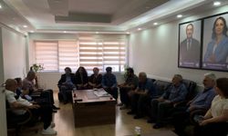 Adana Emek Partisi’nden DEM Parti’ye Taziye Ziyareti: “Barış mücadelesi bizlere emanettir”