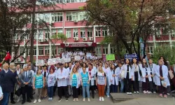 Hekime Yönelik Şiddet Sonrası Sağlıkçılar Grev Kararı Aldı