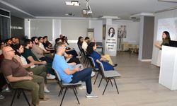 Adana Diş Hekimleri Odası, ‘Endodontide Ağrı Yönetimi’ konulu seminer düzenledi.