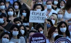 Nisan Ayında 29 Kadın Cinayeti: 14 Kadının Ölümü Şüpheli