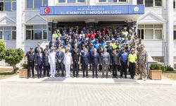BAŞKAN SEÇER, BAYRAM ARİFESİNDE ŞEHİTLİĞİ ZİYARET ETTİ, PROTOKOLLE BAYRAMLAŞTI
