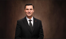 Manisa Büyükşehir Belediye Başkanı Ferdi Zeyrek yaşamını yitirdi