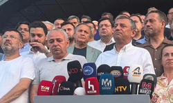 Özgür Özel’den Gözyaşlarıyla Veda: "Aklımın, Kalbimin Yarısını Kaybettim"