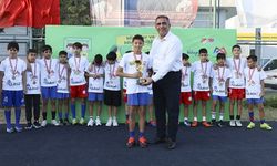 BÜYÜKŞEHİR’İN ‘U-11 / U-12 FUTBOL ŞENLİK LİGİ’ SONA ERDİ