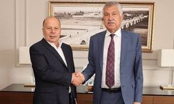 Yüreğir Belediye Başkanı Ali Demirçalı: “Bu Gözaltılar Demokrasiye Vurulmuş Bir Darbedir”