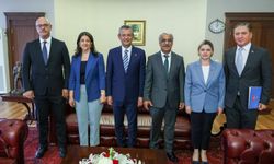 İmralı Heyeti CHP’yi ziyaret etti