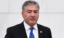 CHP'li Murat Emir'den Ahmet Hamdi Çamlı’ya Sert Tepki: “Bu Millet Seni Şanlı Tarihinin Çöplüğüne Fırlatır”