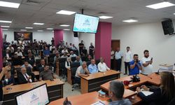 AK Partili Meclis Üyesi CHP’ye Katıldı: "Tutdere’ye Vurulan Pranga, Adıyaman’a Vurulmuştur"
