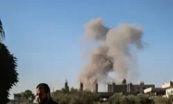 İsrail Suriye'yi Yine Vurdu! Süveyda’da Bedevi Köyüne Hava Saldırısı