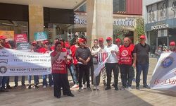 Tez-Koop-İş’ten Hummel ve Camper Mağazaları Önünde Basın Açıklaması: “Toplu Sözleşme Hakkına Saygı Duy; İtirazı Geri Çek