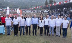 BAŞKAN SEÇER, ‘30 AĞUSTOS FINDIKPINARI ZAFER TURNUVASI’NIN FİNALİNE KATILDI