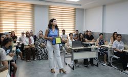 BÜYÜKŞEHİR, EBEVEYNLERİN ÇOCUKLARIYLA İLETİŞİMİNE IŞIK TUTUYOR