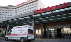 Adana Şehir Hastanesinde Sağlıkta Şiddet: 11 Yaralı, SES’ten Acil Önlem Çağrısı