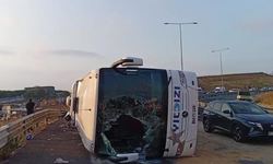 Kuzey Marmara Otoyolu’nda yolcu otobüsü devrildi: 3 ölü, 20 yaralı