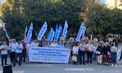 Adana'da KESK, Evrensel Gazetesine Yönelik Saldırıyı Kınadı, İnsanca Bir Yaşam Talep Etti