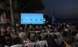 Bursa'da yıldızlar altında sineme keyfi