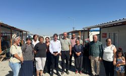 Milletvekili Bozan, Adıyaman’da tehdit edilen konteyner kentteki depremzedeleri ziyaret etti