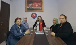 Sağlık çalışanı kadınlardan cinayete tepki: “Kadın cinayetleri politiktir!”