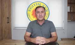 Adana Eğitim Sen’den Uyarı: “Kamu kurumlarına partili posterleri asmak Anayasa’ya ve 657’ye aykırıdır”