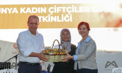 BAŞKAN SEÇER İLE MERAL SEÇER, ‘DÜNYA KADIN ÇİFTÇİLER GÜNÜ’ ETKİNLİĞİNE KATILDI