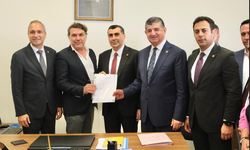 CHP Adana’da 2. Tanburoğlu dönemi resmen başladı