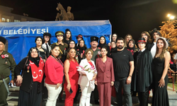 Ceyhan’da Cumhuriyet ve Atatürk Defilesi vatandaşlardan büyük beğeni topladı