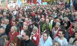 Özgür Özel, Yüreği Türkiye ile çarpan tüm gurbetçi kardeşlerime selam olsun.