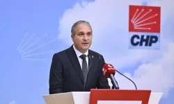 Suat Özçağdaş: “Türk Bayrağı’nın sağına Atatürk, soluna Cumhurbaşkanı posteri asılacak” talimatı partizan bir dayatmadır