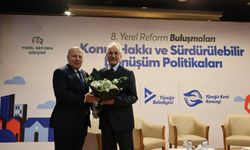 YÜREĞİR’DE ‘KONUT HAKKI VE DÖNÜŞÜM’ PANELİ