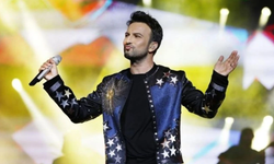 Özgür Aras; "Tarkan kendini Türkiye’ye sevdirmek için hiç uğraşmadı; biz onu zaten çok sevdik.”