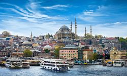 Türkiye'nin Dış Politikadaki 'Denge Stratejisi' Ne Anlama Geliyor?