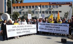 Adana'da Eğitim Sen Öncülüğünde Kurumlar Alana Çıktı: Eğitimde Dinselleştirmeye Geçit Yok!