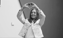 Manisa Gülşah Durbay’a Ağladı: Binler Son Yolculuğunda, Özgür Özel Gözyaşlarını Tutamadı