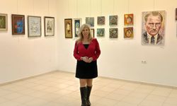 Adana’da “2025'e Veda 2026'ya Hoş Geldin Yeni Yıl Sergisi” açıldı