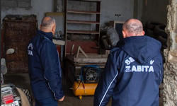 Seyhan Belediyesinden Halk Sağlığına Tavizsiz Denetim: Sağlığı Tehdit Eden Salçalar İmha Edildi