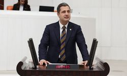 CHP İzmir Milletvekili Deniz Yücel’den öğrenim kredisi tepkisi: “Siz hiç öğrenci olmadınız mı?”