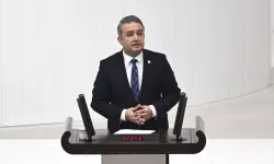 İstanbul Milletvekili İsa Mesih Şahin “yuvaya dönüş” mesajıyla AK Parti’ye geri döndü