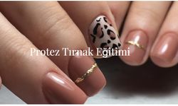 Profesyonel Bir Kariyerin İlk Adımı: Protez Tırnak Eğitimi