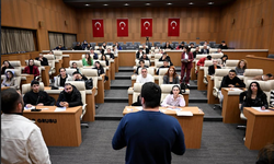 ÇUKUROVA BELEDİYESİ KARİYER GÜNLERİ YOĞUN KATILIMLA GERÇEKLEŞTİRİLDİ