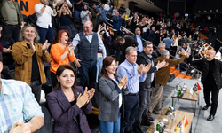 BAŞKAN SEÇER VE MERAL SEÇER, MSK-ALİAĞA PETKİM KARŞILAŞMASINI İZLEDİ