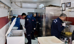 Ceyhan Belediyesi’nden Kasaplara Hijyen ve Fiyat Denetimi