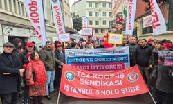 İtalyan Konsolosluğu Önünde Onur Grevi: Özel İtalyan Lisesi Öğretmenleri 17. Günde “Haysiyet” İçin Ayakta