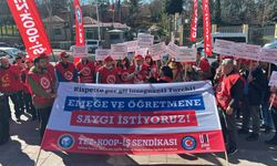 Özel İtalyan Lisesi Öğretmenlerinin Grevi 19. Gününde: Direniş İtalya Büyükelçiliği Önünde Yankılandı