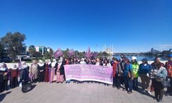 8 Mart Öncesi Taşköprü’de Kadın Zinciri: “Türkiye’den Kobani’ye Zulme Uğrayan Kadınlarla Direnişi Büyütüyoruz”