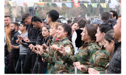 Rojava ve Barselona Deneyimi Işığında: Komünler Aracılığıyla Demokrasiyi Yeniden İnşa Etmek