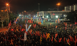 Saraçhane’de Yüz Binler Haykırdı: “Kurtuluş Yok Tek Başına, Ya Hep Beraber Ya Hiç Birimiz”