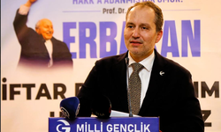 ADANA'DA ERBAKAN İZDİHAMI!