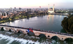 YÜREĞİR BELEDİYESİ’NDEN TAŞKÖPRÜ’DE 5 BİN KİŞİLİK İFTAR SOFRASI